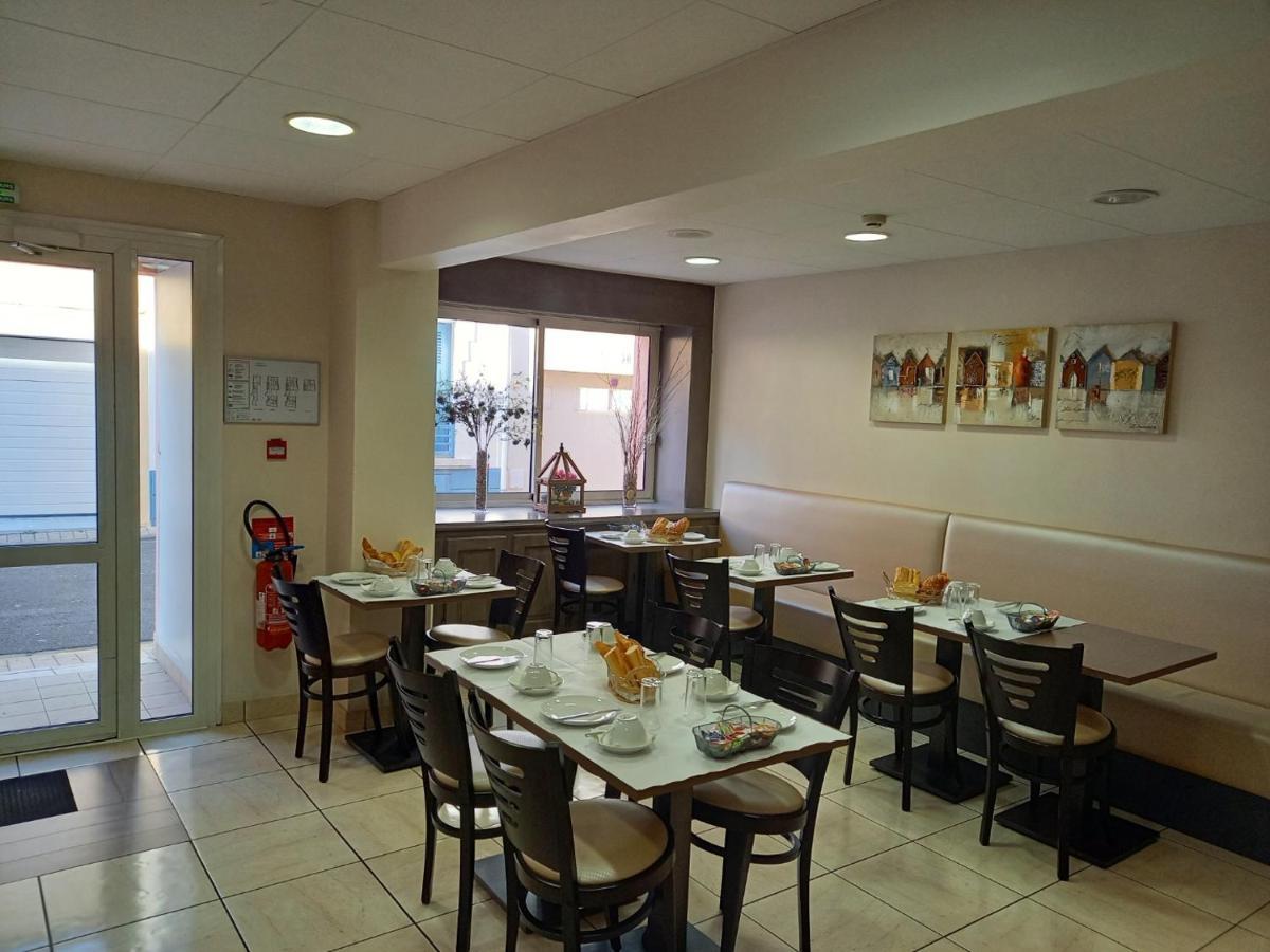 Hotel Sables D'O Et Son Restaurant Le 16 Bis Les Sables-dʼOlonne Екстериор снимка