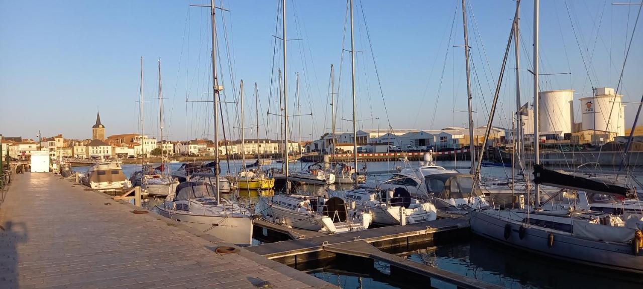 Hotel Sables D'O Et Son Restaurant Le 16 Bis Les Sables-dʼOlonne Екстериор снимка